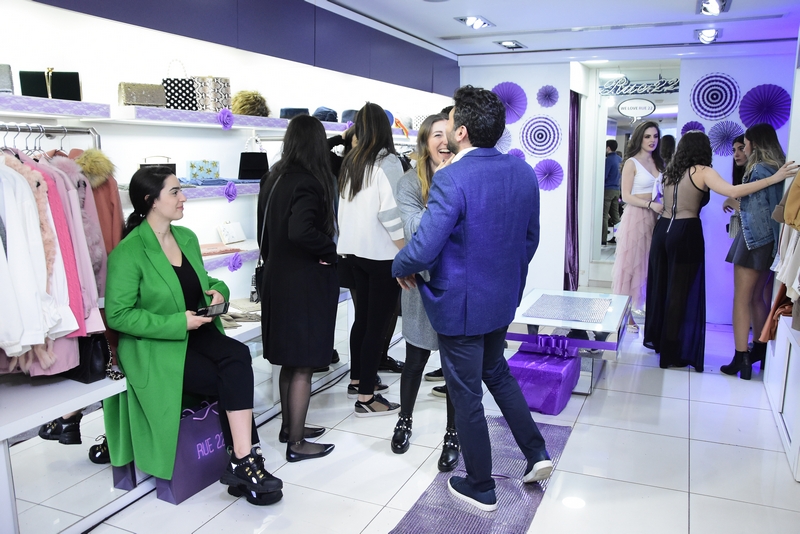 Rue 22 celebrates it's 5th Year Anniversary with a Fashion Show
